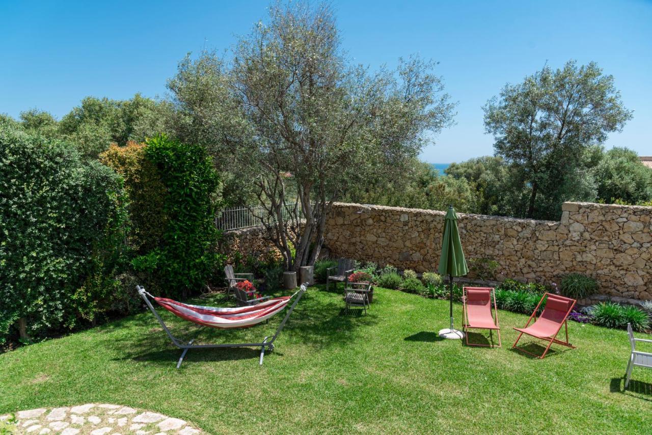 Stardust Guesthouse Augusta Bagian luar foto