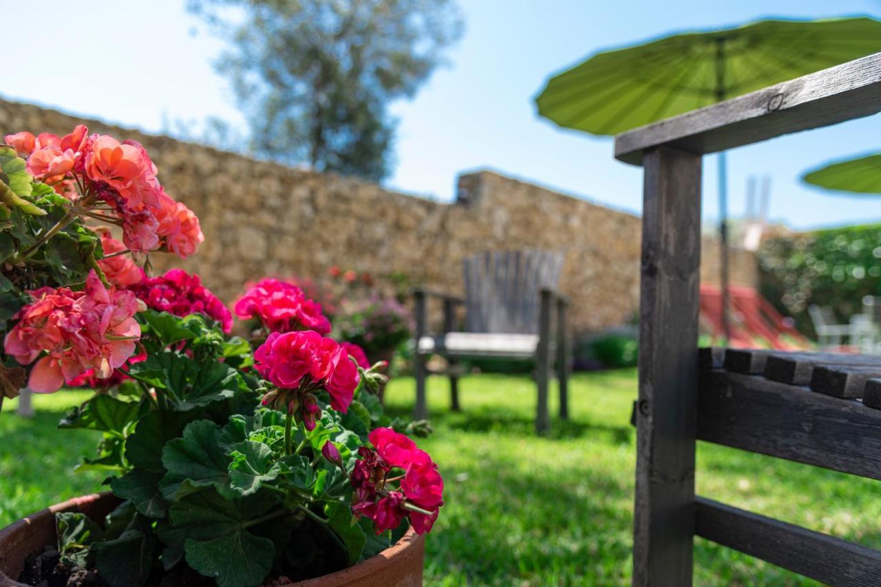 Stardust Guesthouse Augusta Bagian luar foto