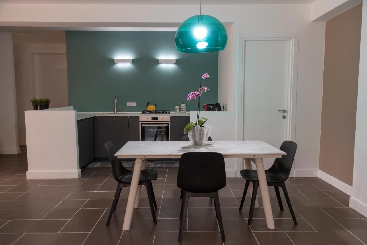 Stardust Guesthouse Augusta Bagian luar foto